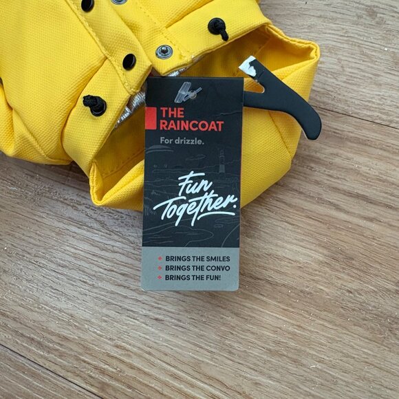 Puffin Drinkwear The Raincoat Insulated Tan Can & Bottle Coozie Yellow NWT - Picture 8 of 8